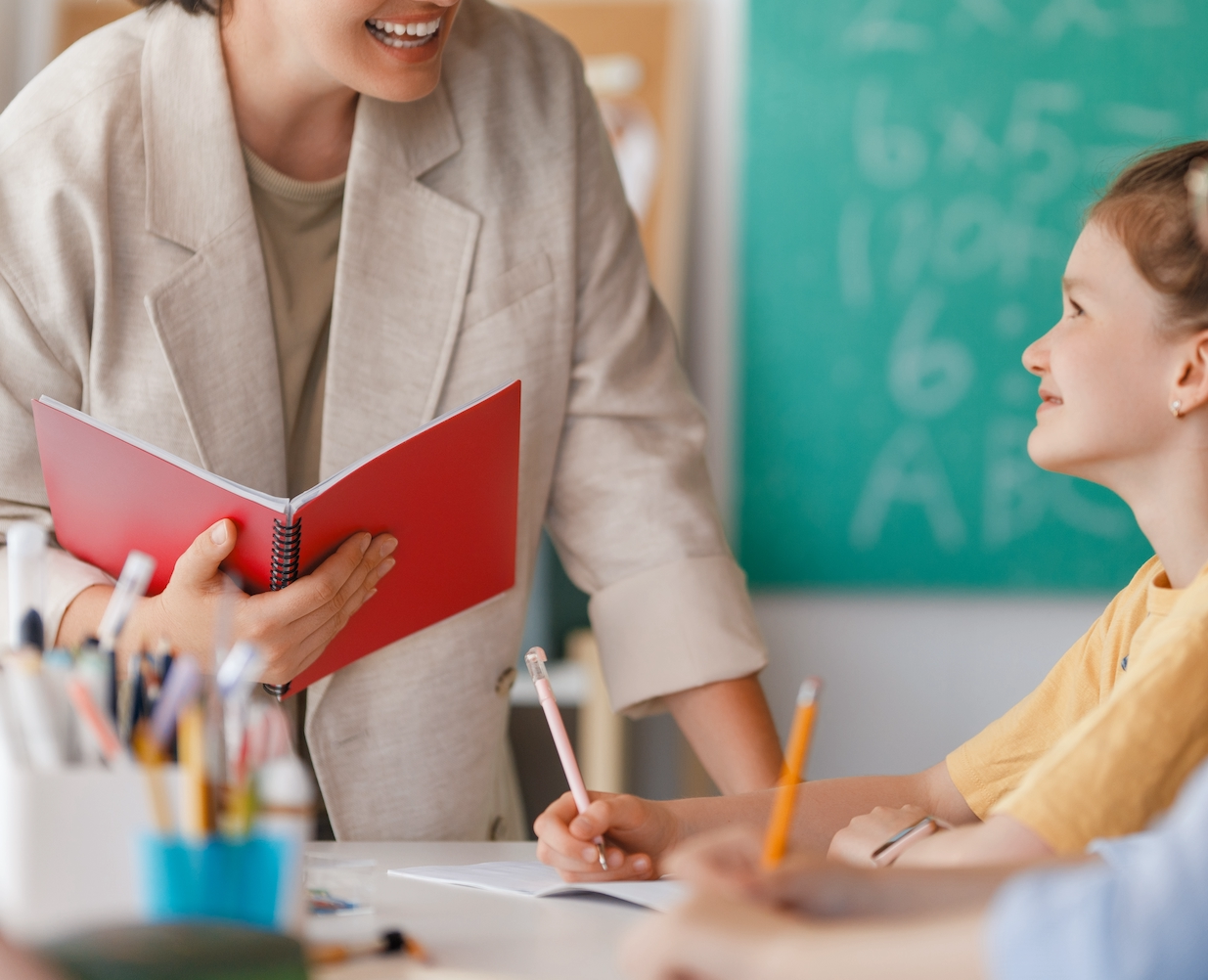 Le centre Ousswa propose du soutien scolaire du primaire au lycée.
